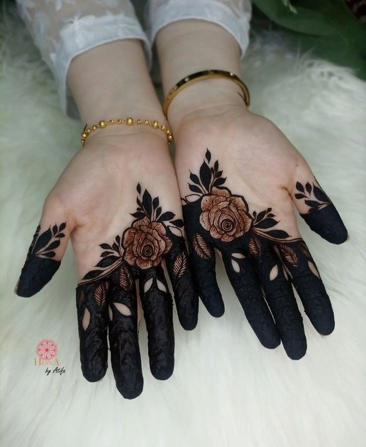 simple-mehndi-design-front-hand simple-mehndi-design-front-hand