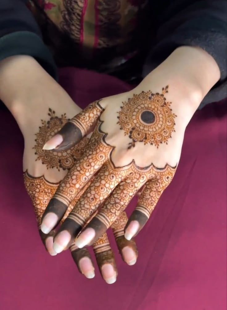 simple-mehndi-design-photo-aage-ka simple-mehndi-design-photo-aage-ka