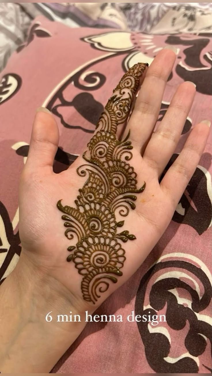 Easy-Arabic-Mehndi-Design Easy-Arabic-Mehndi-Design