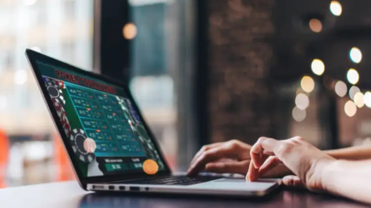From Static Reels to Animated Worlds: The Rise of Online Slots