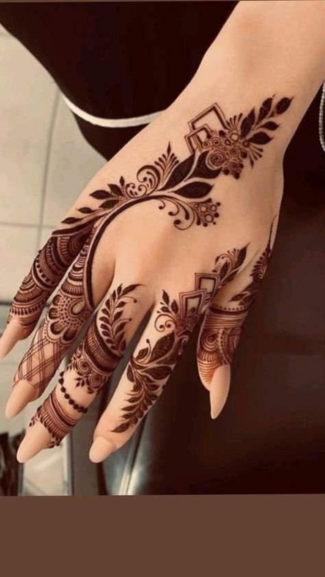 Front-Hand-Simple-Mehndi-Design-Images Front-Hand-Simple-Mehndi-Design-Images