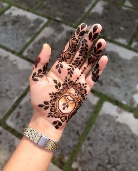 stylish-royal-front-hand-mehndi-design stylish-royal-front-hand-mehndi-design